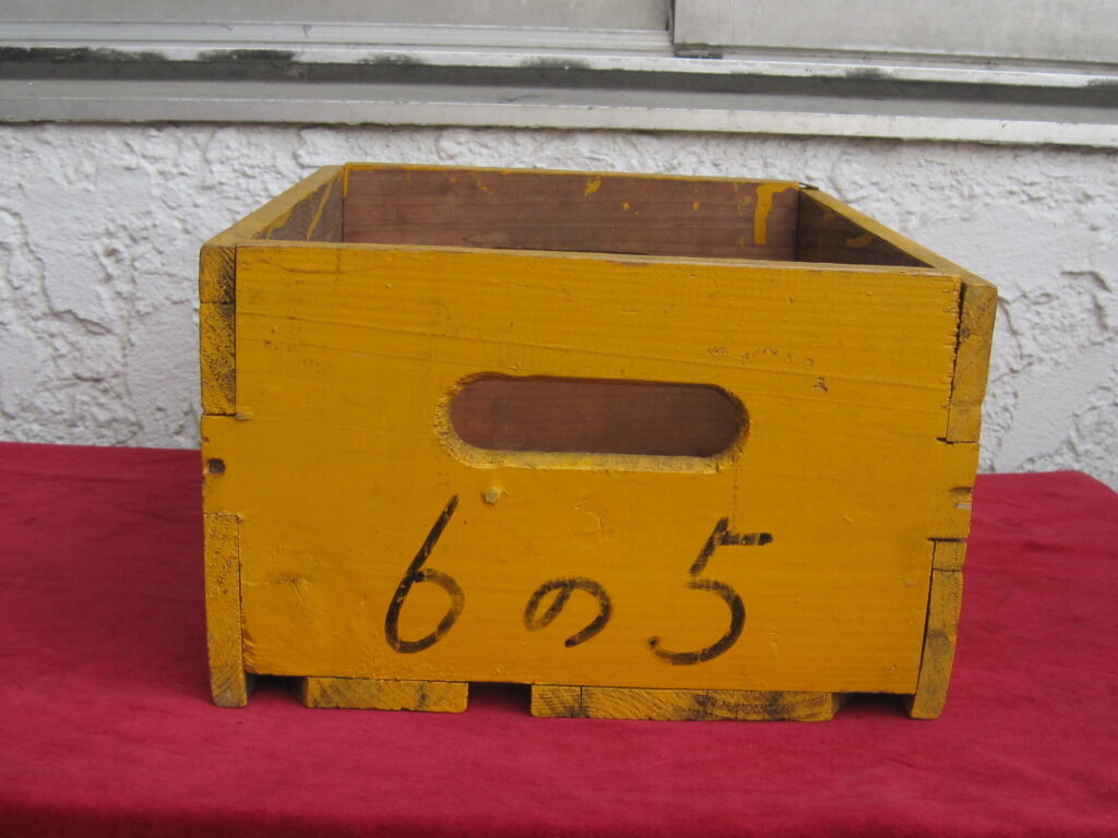 商品NO、B-198 グリコ牛乳木箱 昭和レトロ SOLDOUT | 骨董＆リサイクル