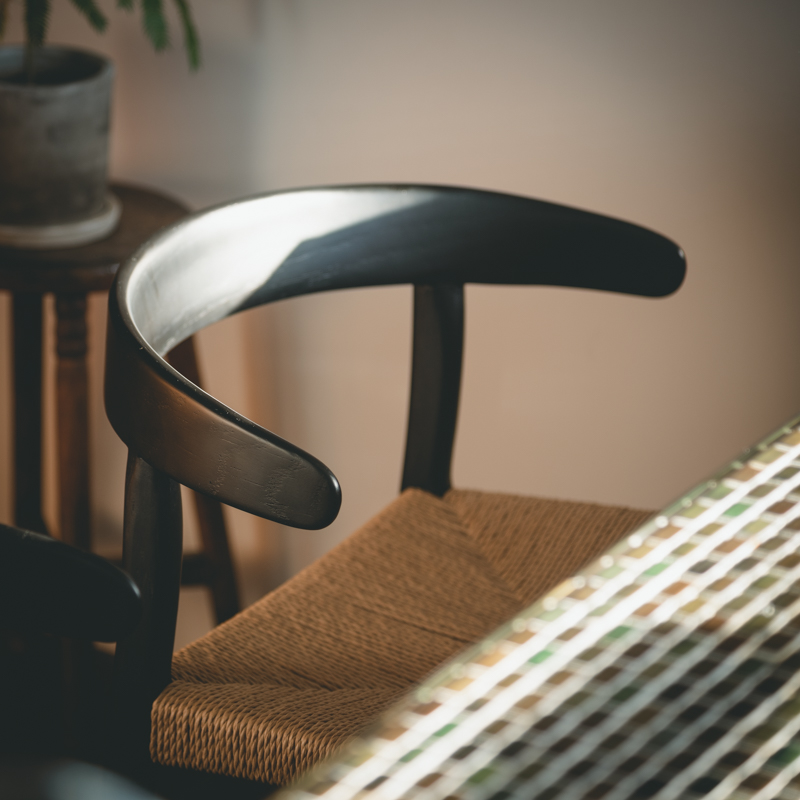 わたしの愛用品-ダイニングチェアに黒がおすすめな理由 モダンデザイン