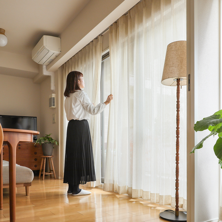 レース-ストライプ柄カーテン Rail ｜家具・インテリア通販 Re:CENO