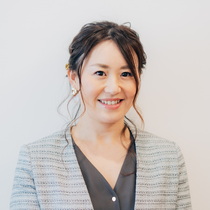 星野恵美子 (ほしのえみこ)