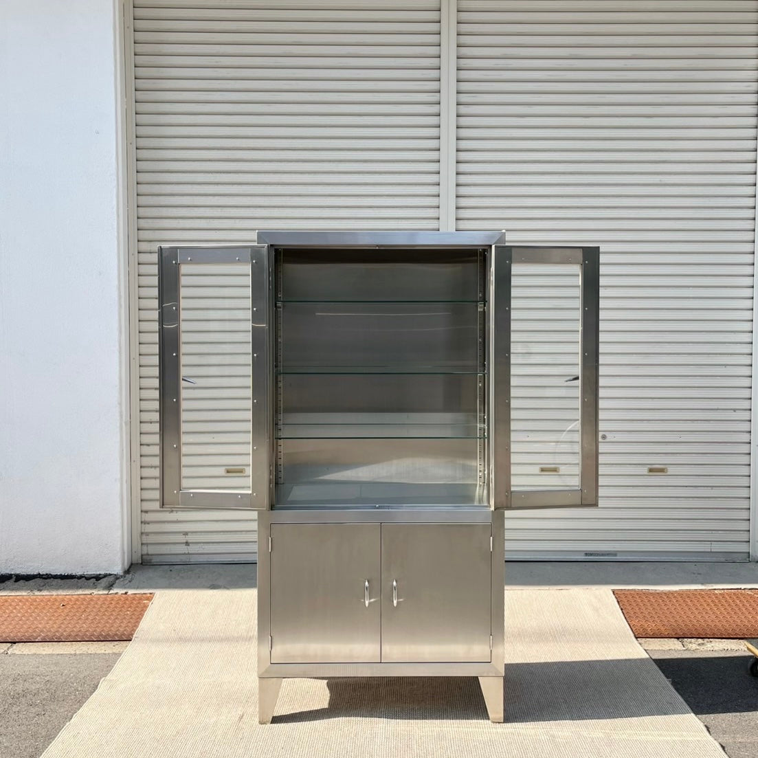 ヴィンテージ/シャビー□ケビント□医療棚/薬棚インダストリアル□店舗