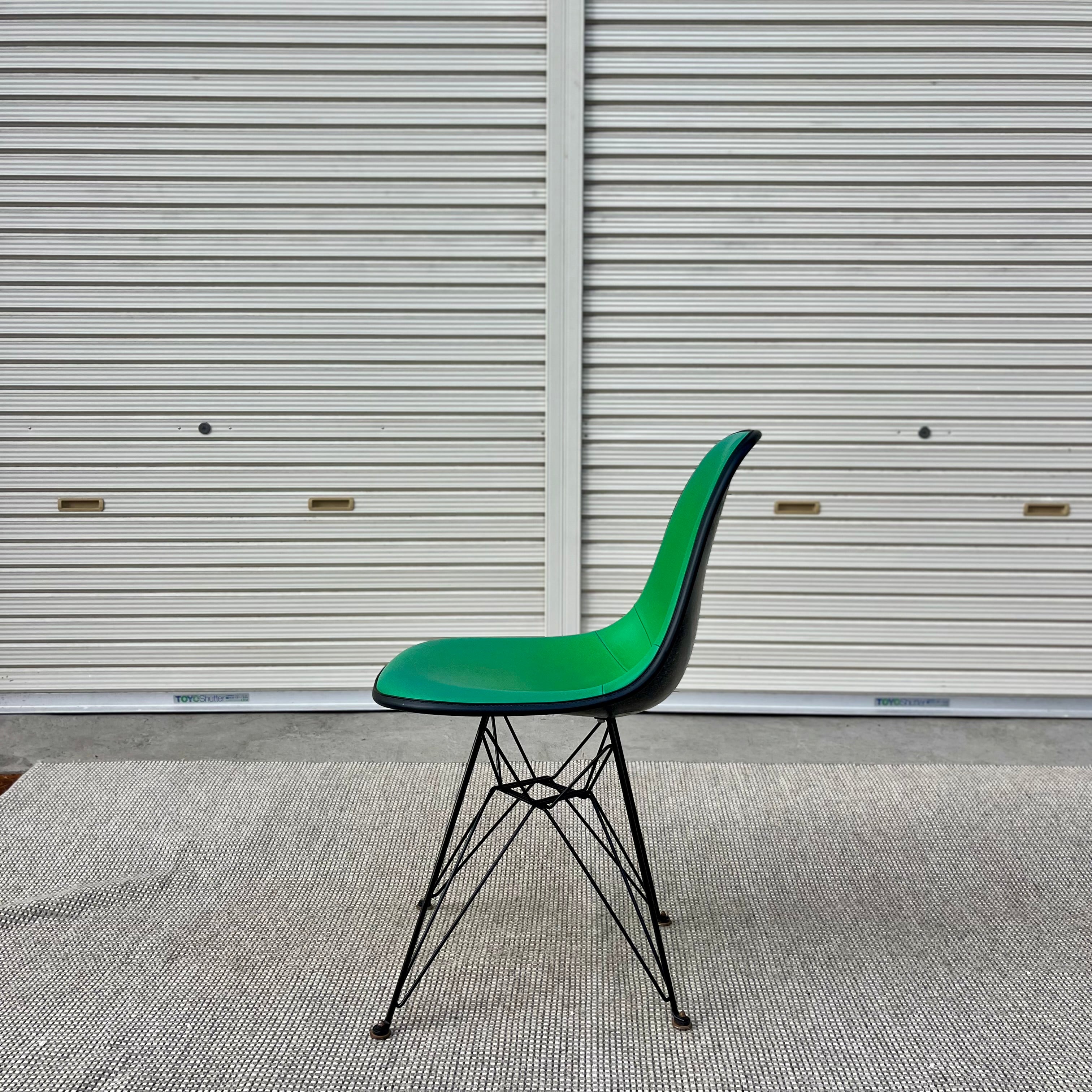 ハーマンミラー Herman Miller サイドシェルチェア 2nd ナウガレザー