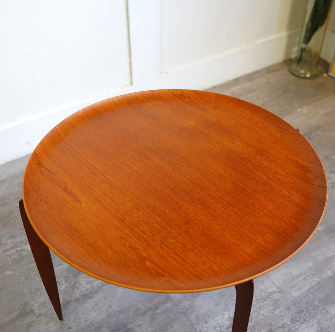 フリッツハンセン / FRITZ HANSEN トレイテーブル ラージ チーク 60