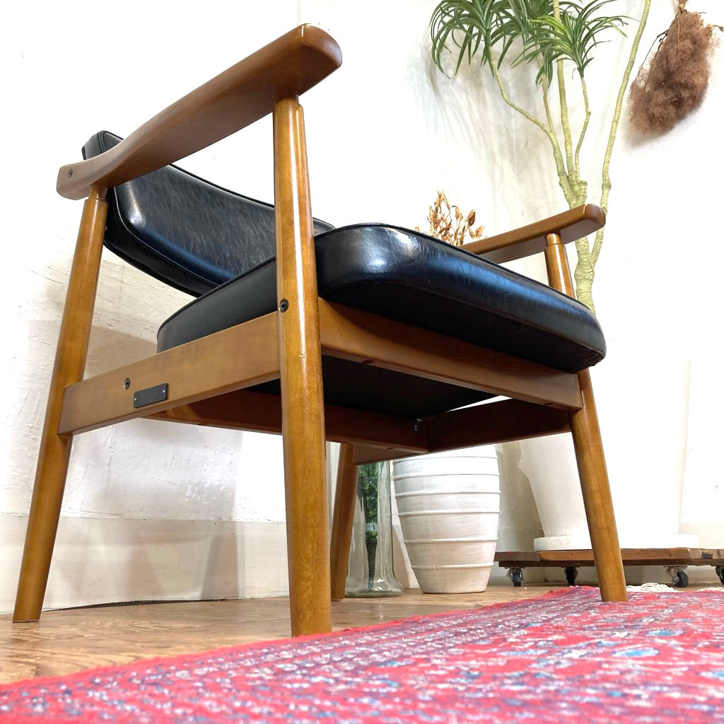 カリモク60 / karimoku Dチェア アームチェア スタンダードブラック 1