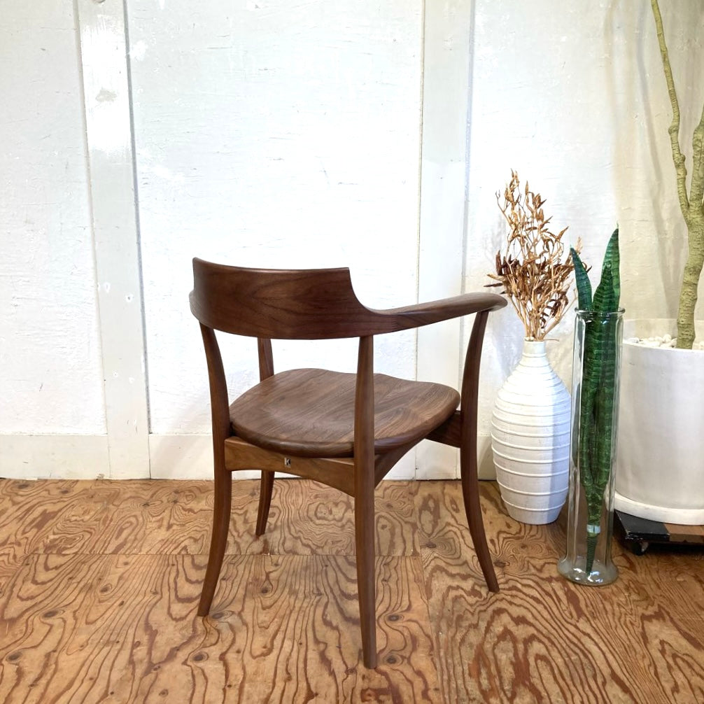 飛騨産業 / HIDA WAVOK クレセント / CRESCENT アームチェア 佐々木