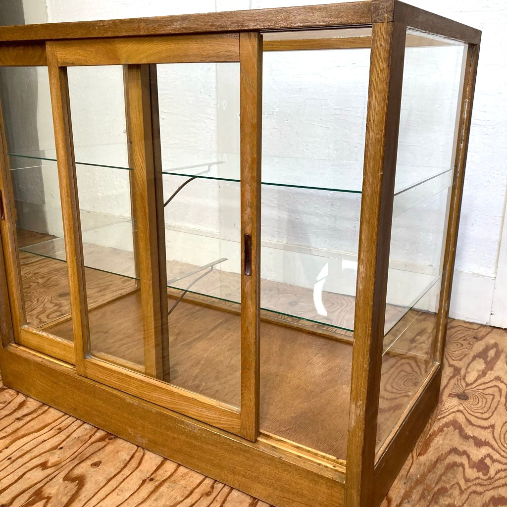 古い木味フレームのガラスショーケース パンケース 陳列棚