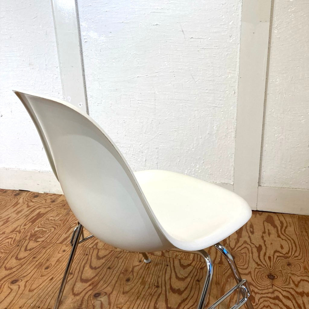 ハーマンミラー Herman Miller サイドシェルチェア ホワイト