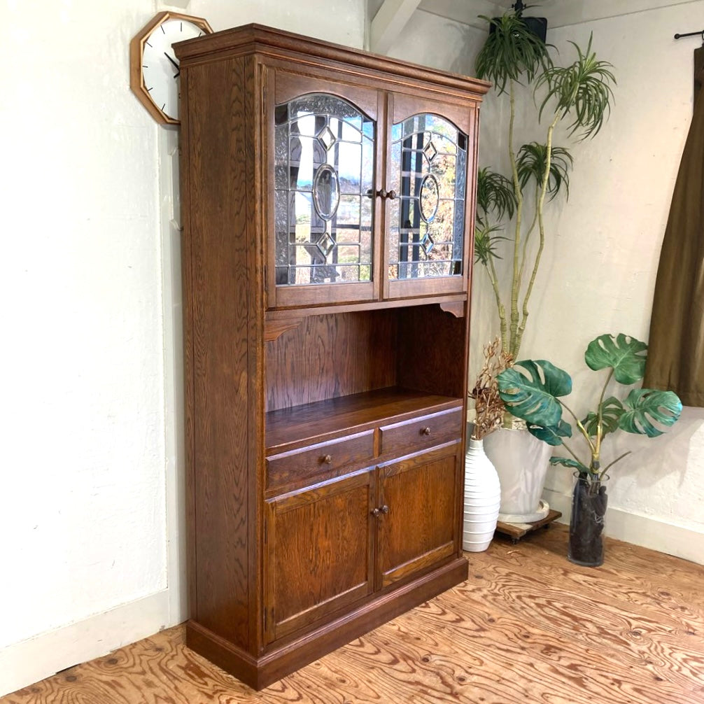 カントリーハウス 三越ブルージュ ステンドグラス扉の食器棚 カップ