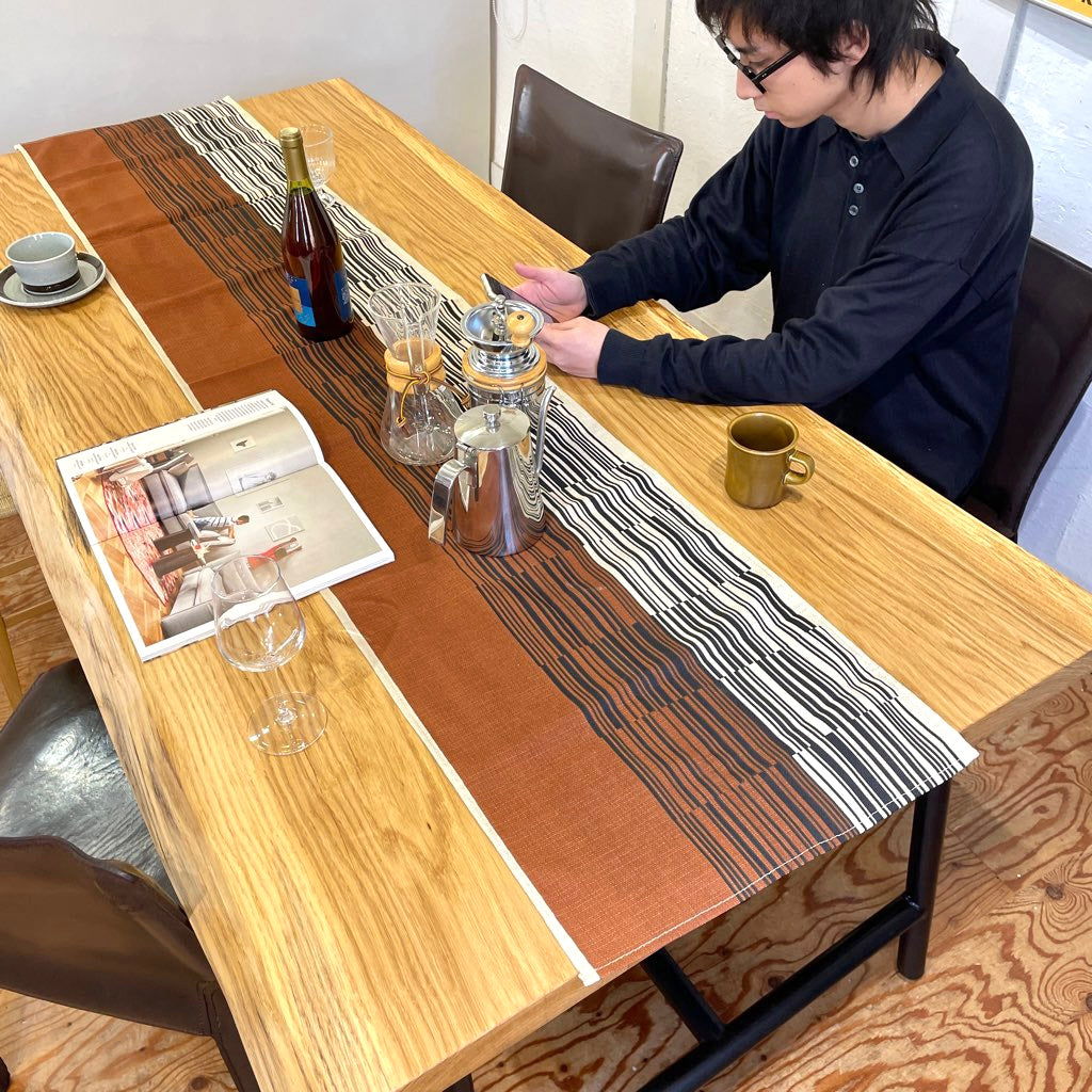 オーク 3枚はぎ天板 ダイニングテーブル 無垢 中古 高級感 一枚板風 木