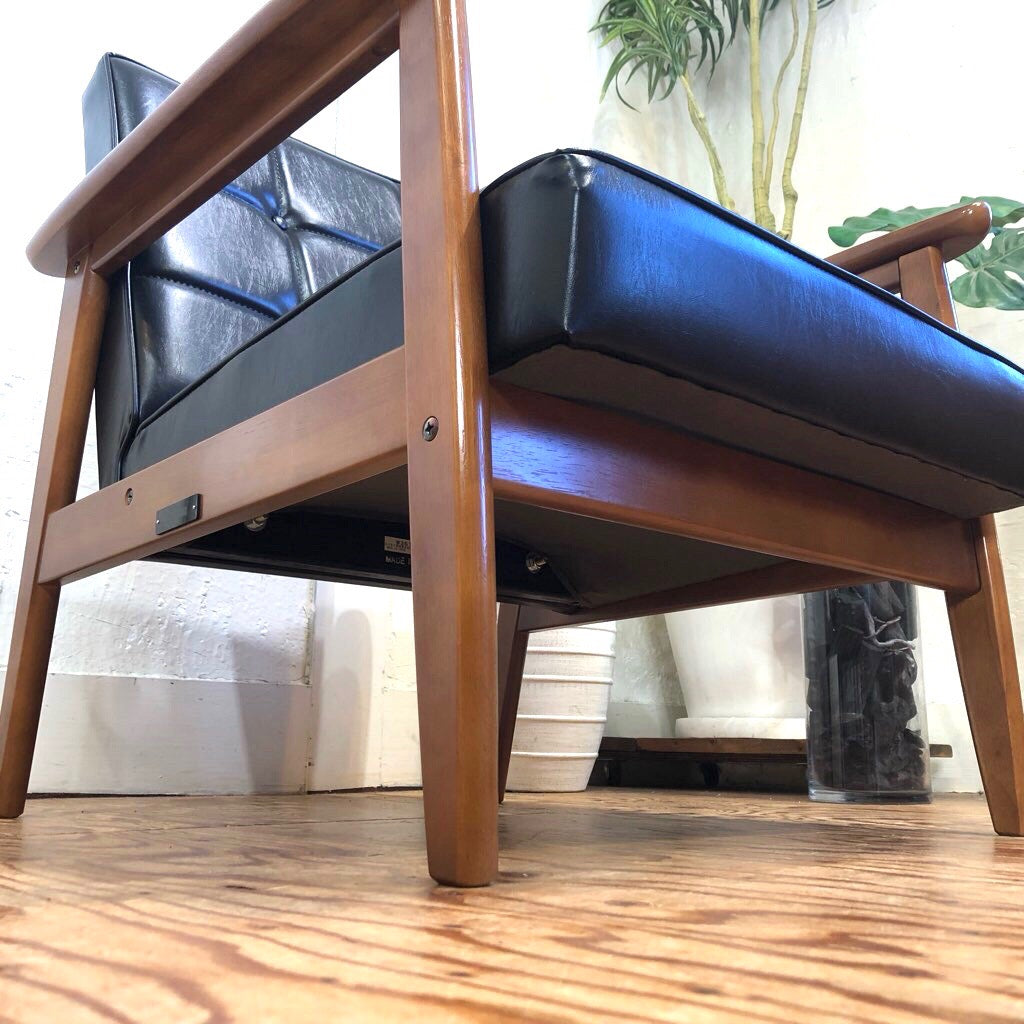 カリモク60 / karimoku Kチェア スタンダードブラック アームソファ 1