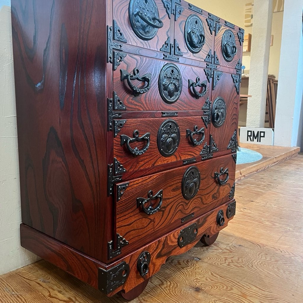 岩谷堂箪笥 車箪笥 和家具 4段 中古 日本 伝統 渋い 工芸 鍵付き