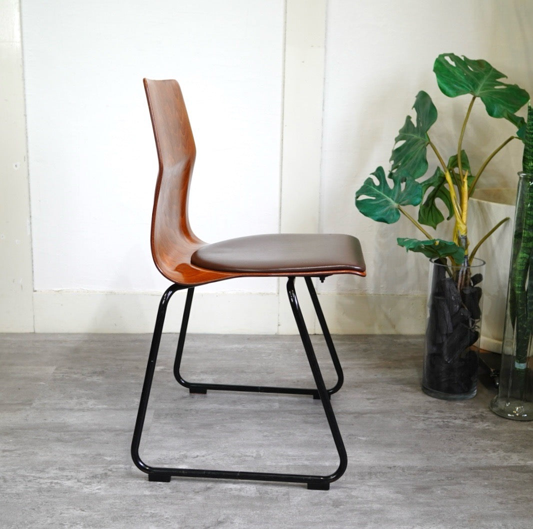 OBO社 スタッキングチェア ヴィンテージ 西ドイツ プライウッド