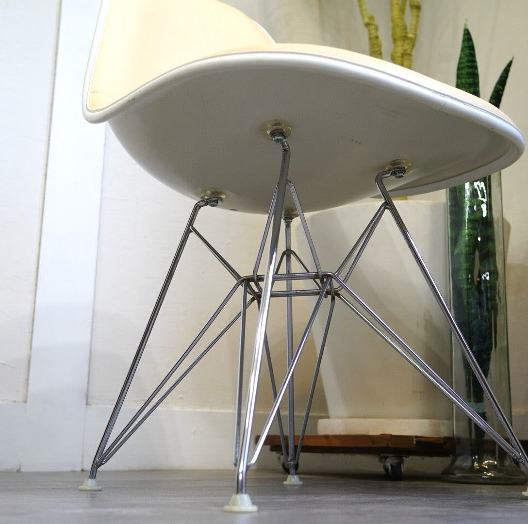 ハーマンミラー Herman Miller サイドシェルチェア エッフェルベース