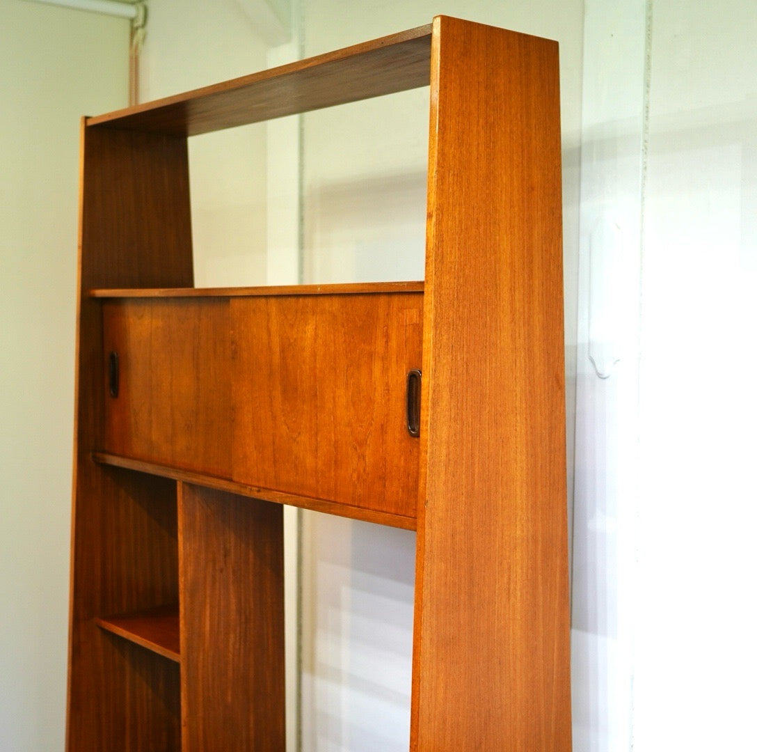 イギリスヴィンテージ ブックシェルフ オープンラック ディバイダー