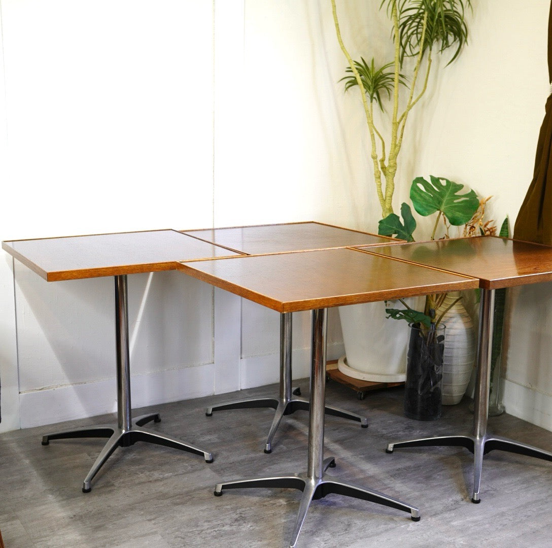 パシフィックファニチャーサービス / PACIFIC FURNITURE SERVICE