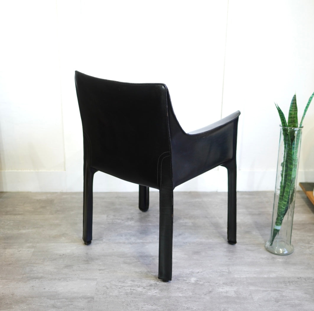 カッシーナ Cassina キャブ CAB アームチェア 413 マリオ・ベリーニ