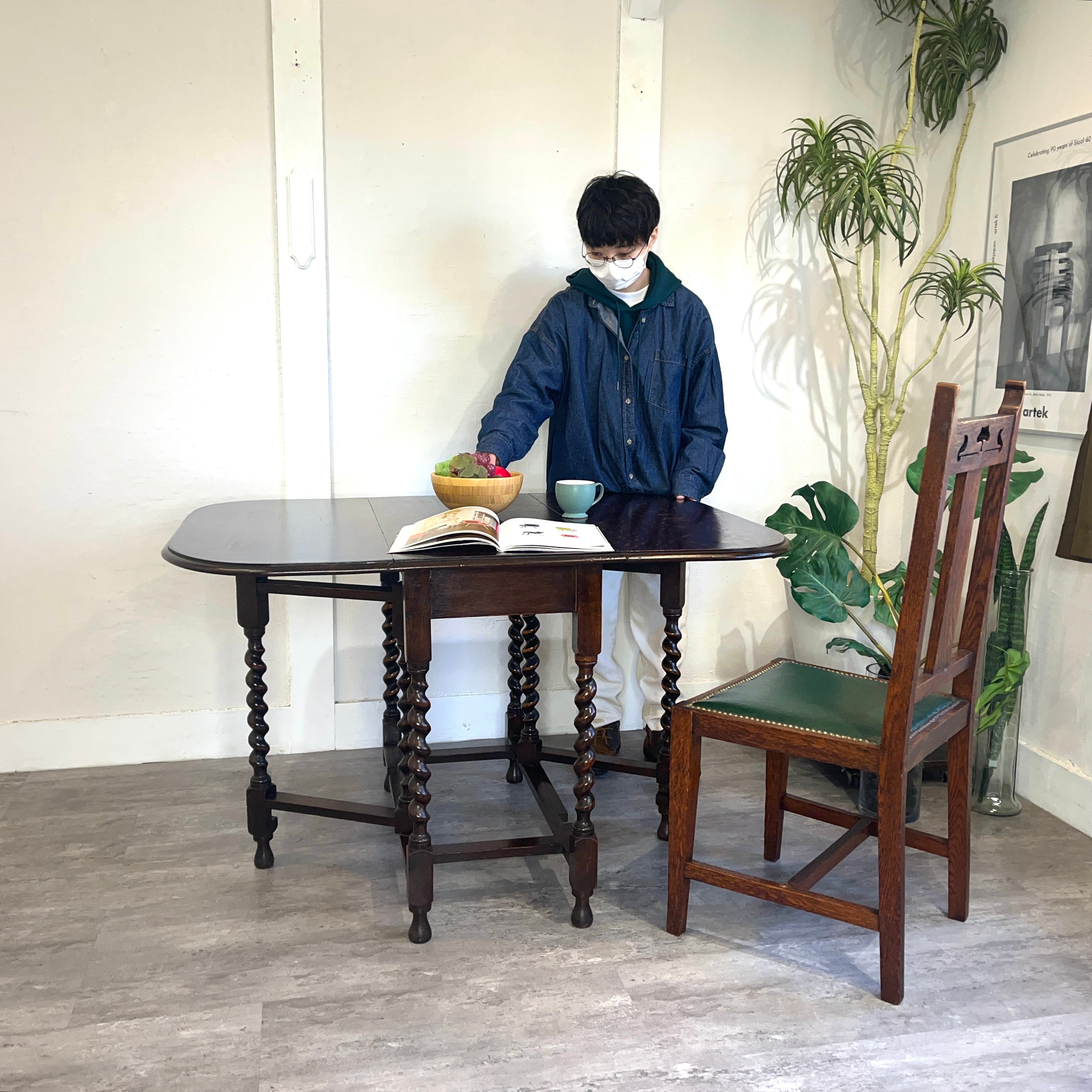 英国アンティーク ゲートレッグテーブル ツイストレッグ 伸長式 中古