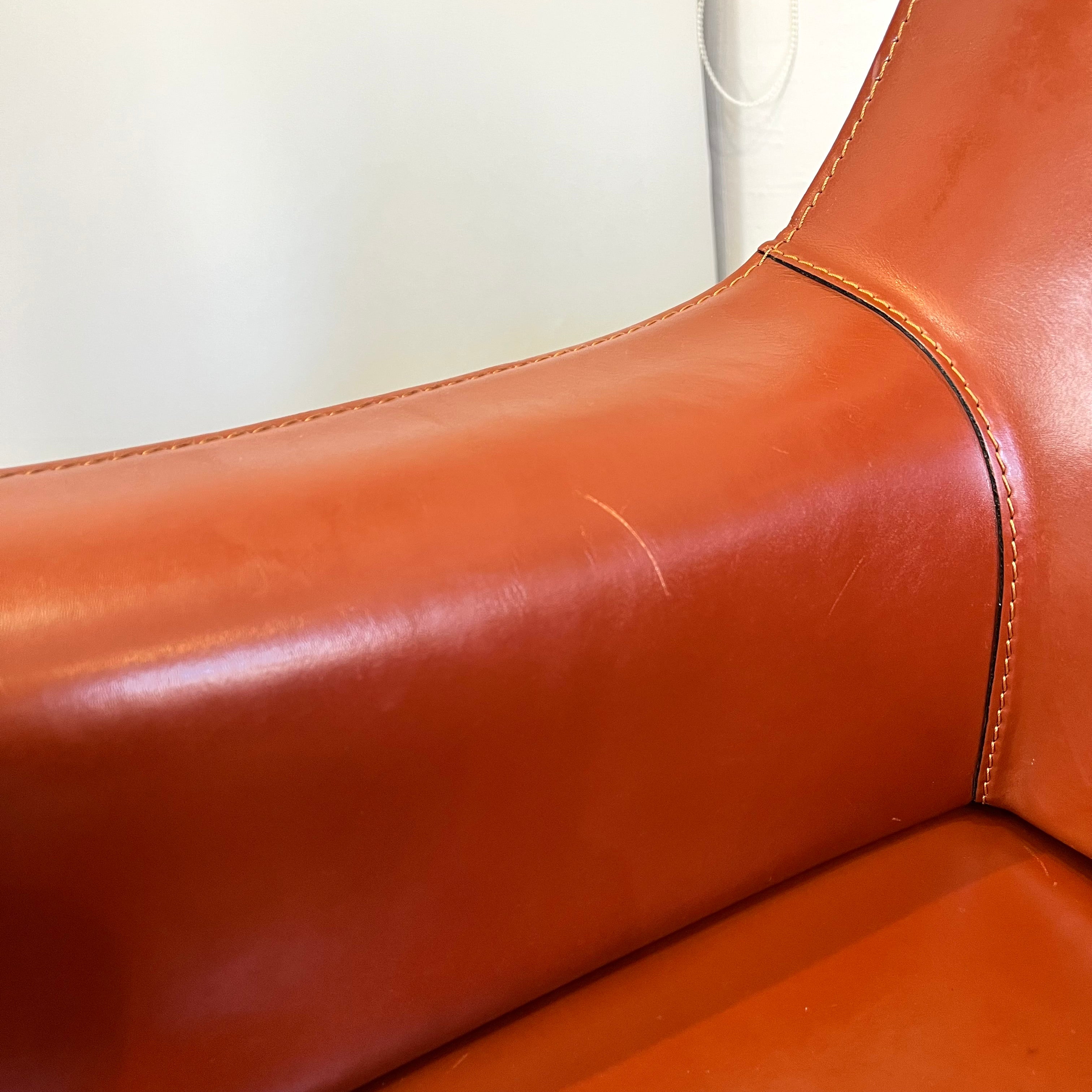 カッシーナ Cassina キャブ CAB アームチェア 413 赤茶 マリオ