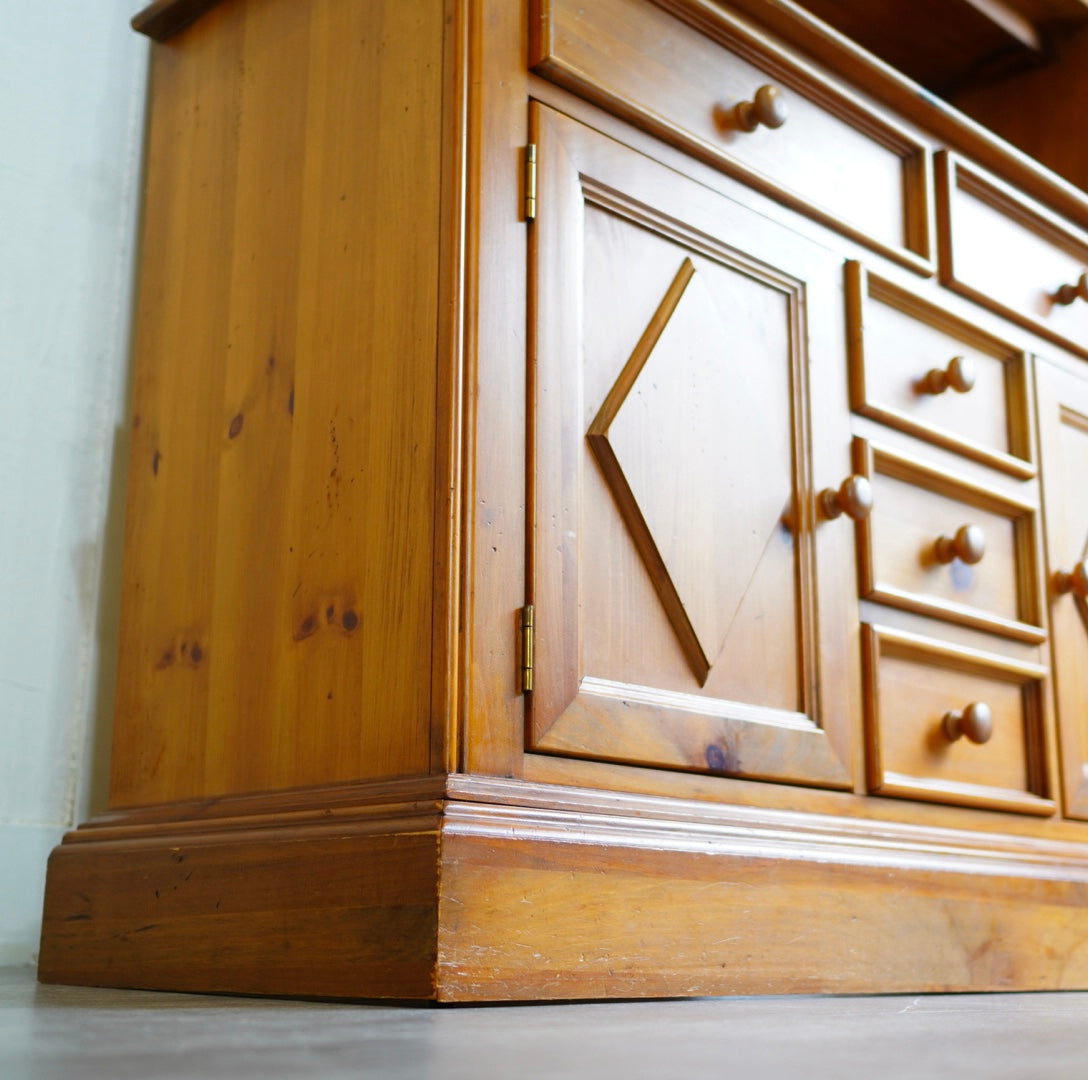 ブロイヒル / Broyhill アメリカンカントリー カップボード パイン無垢