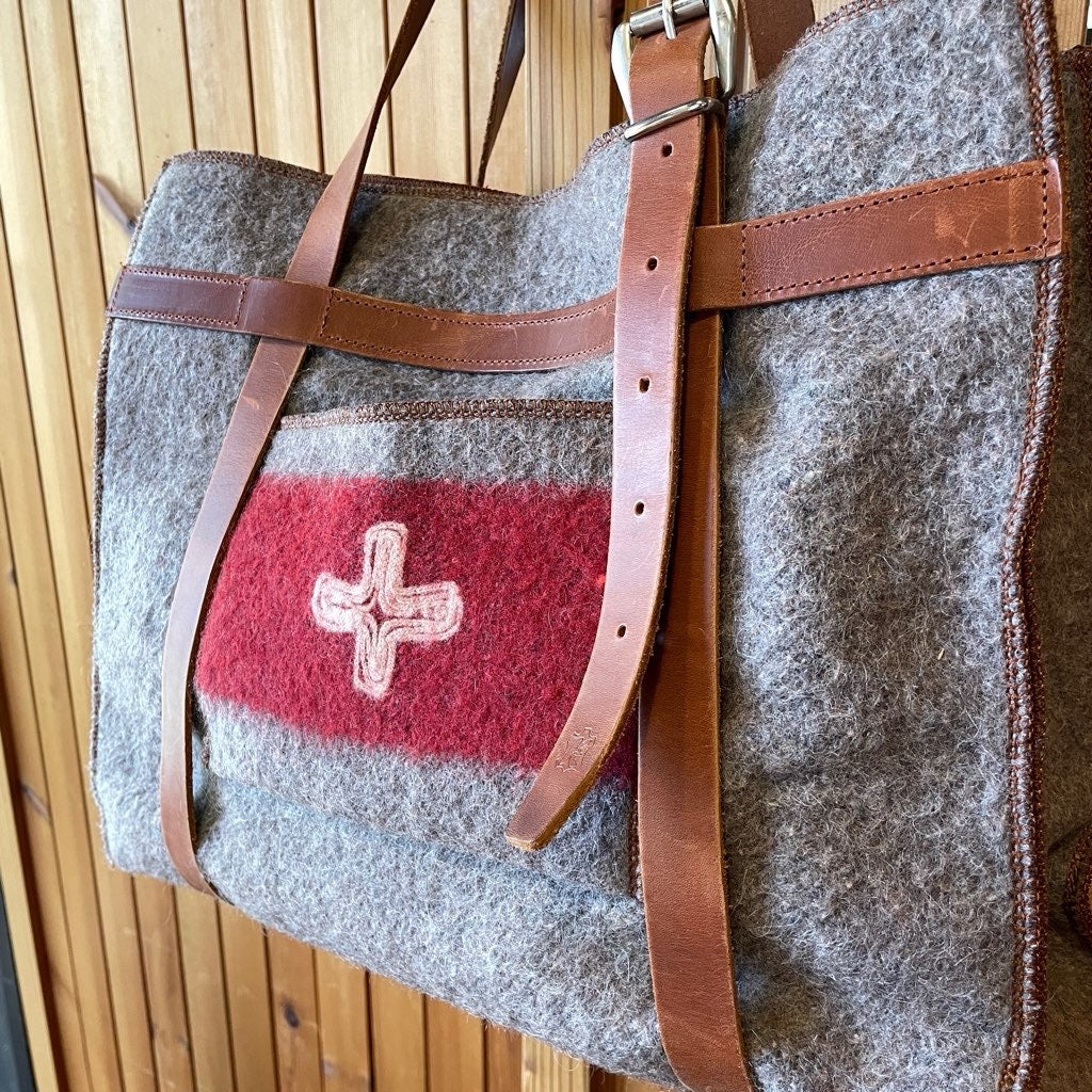古着】karlen swiss / ウールトートバック スイス軍 ブランケット使用