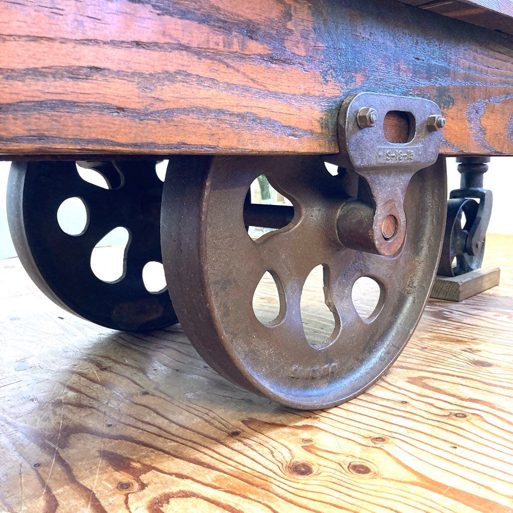 インダストリアル トロリーテーブル リビングテーブル ディスプレイ