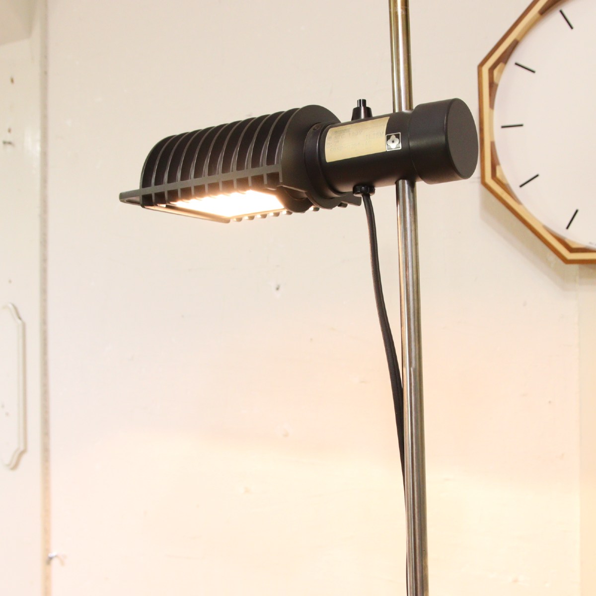 ヤマギワ / yamagiwa レボラ / REVOLA フロアライト フロアスタンド