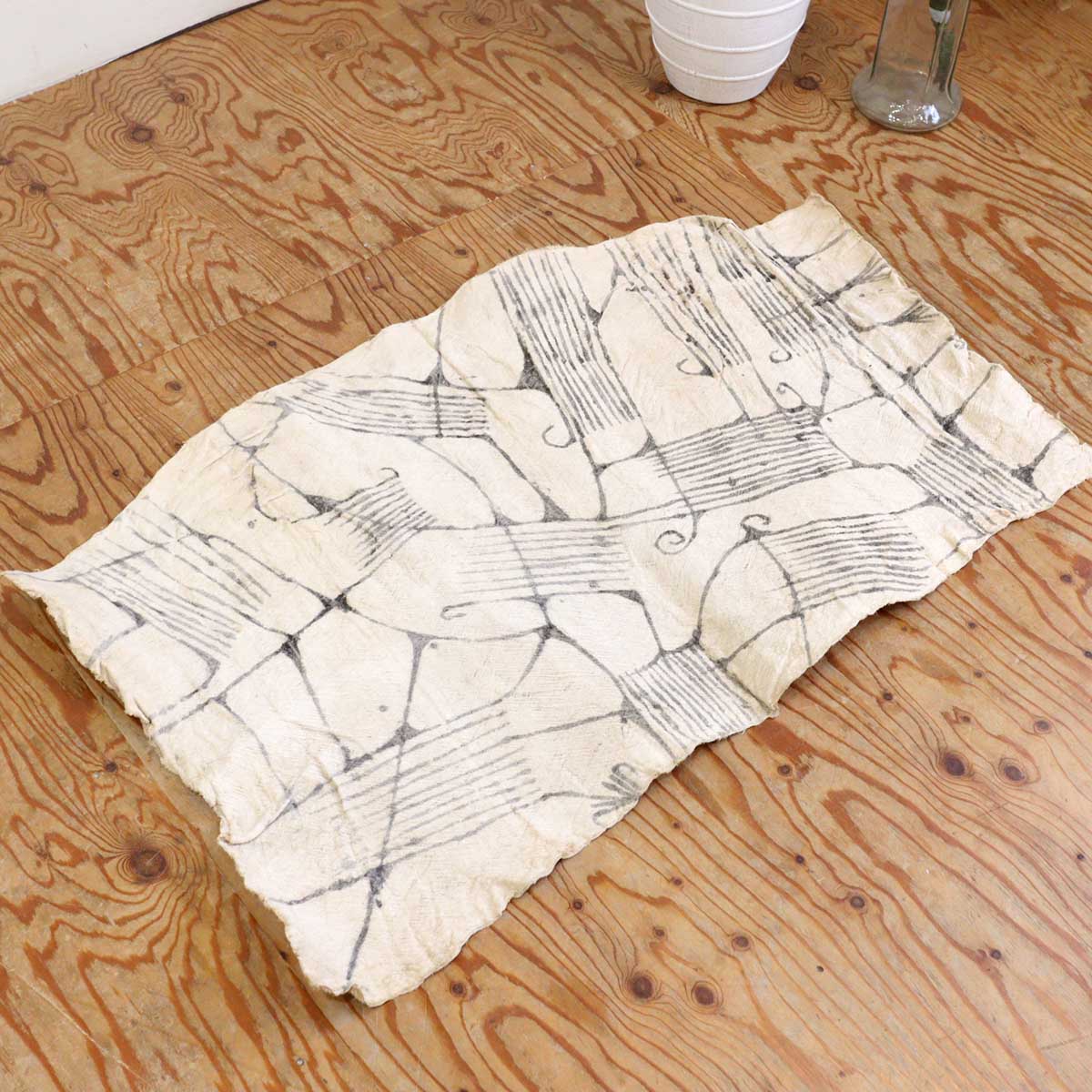 タパクロス 樹皮布 アフリカ 民族 ムブディ族 プリミティブ 手仕事