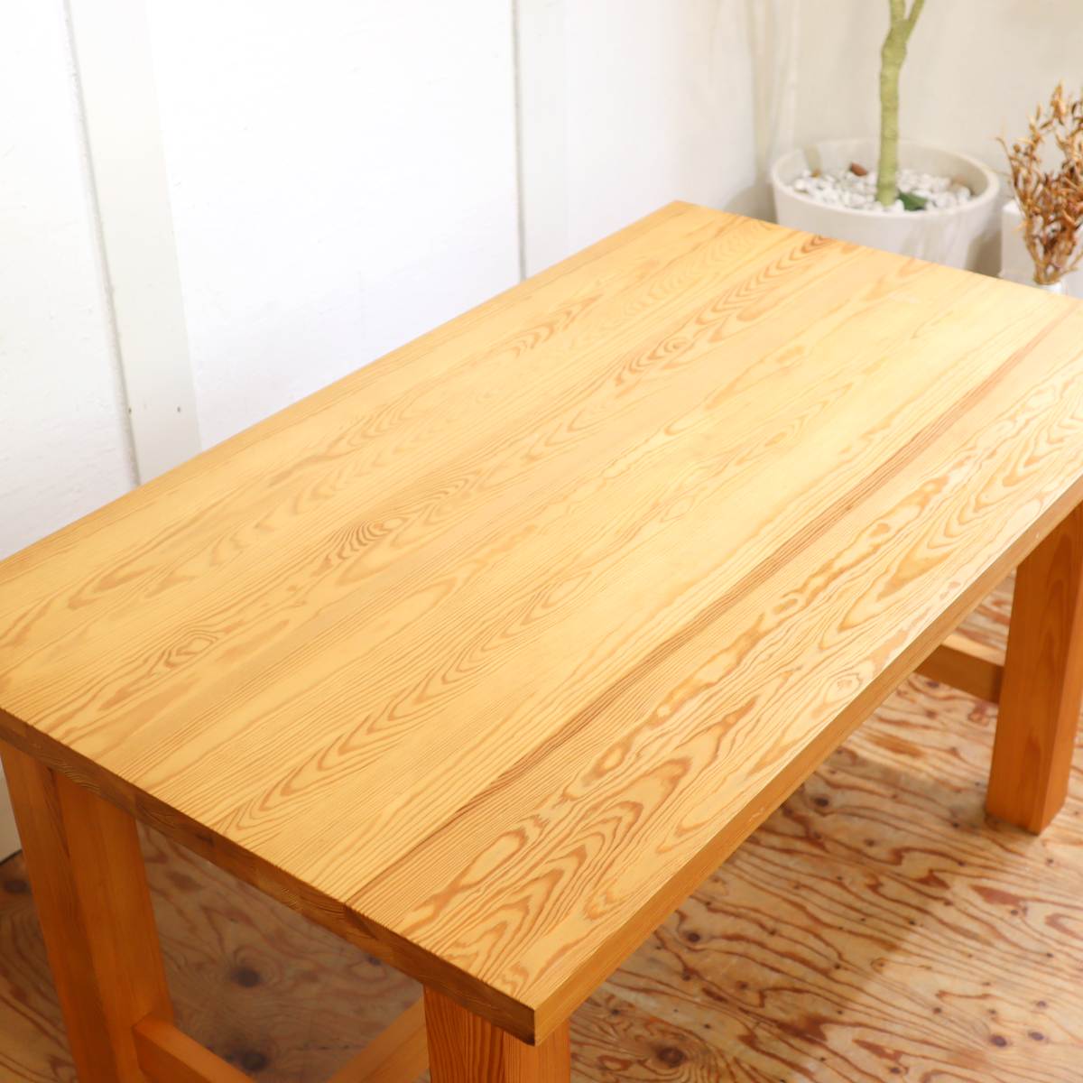 ウニコ / unico グロッソ / Grosso ダイニングテーブル 作業台 パイン