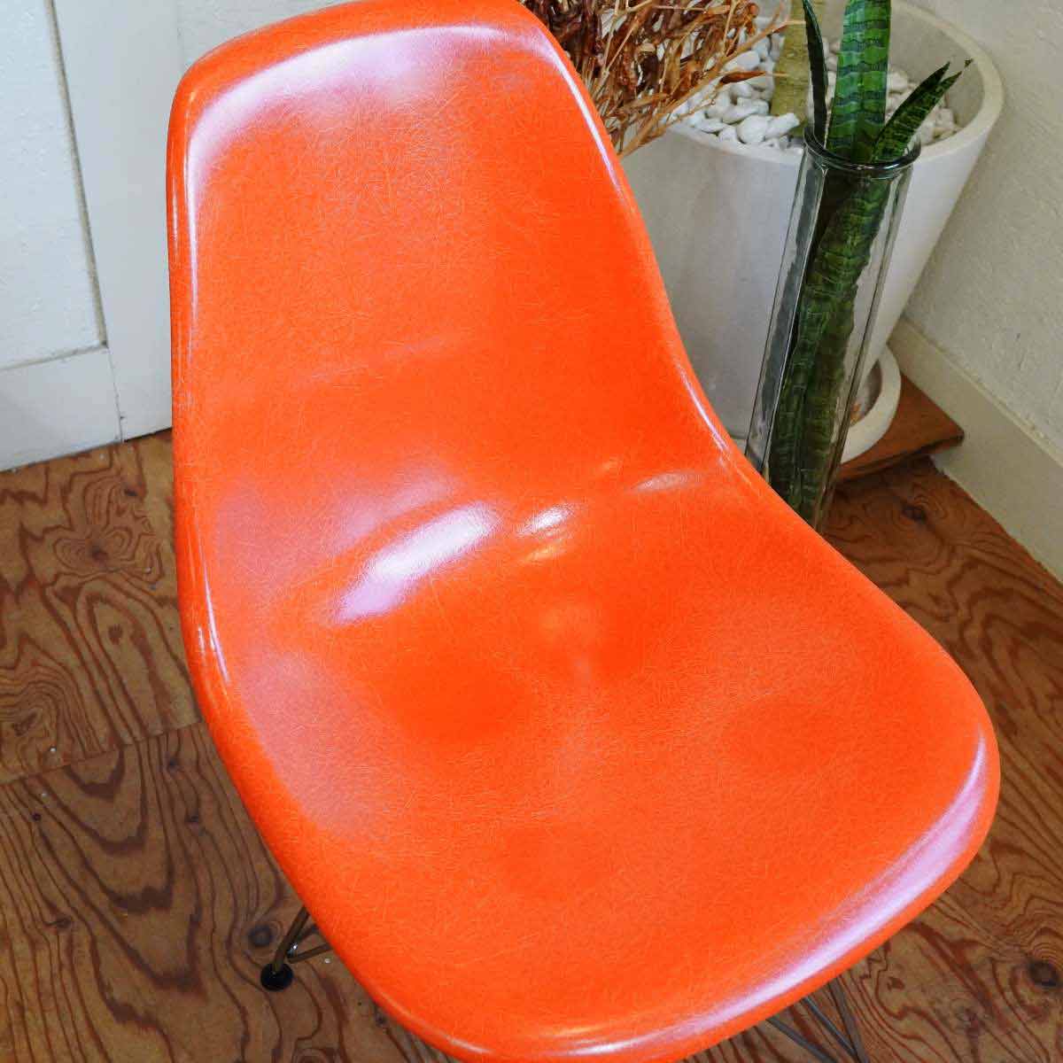 ハーマンミラー / Herman Miller サイドシェルチェア FRP オレンジ