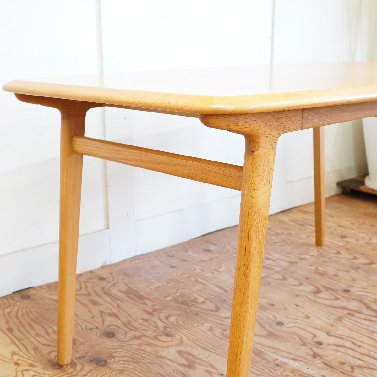 イデー / IDEE IKI ダイニングテーブル オーク 幅140 ナチュラル