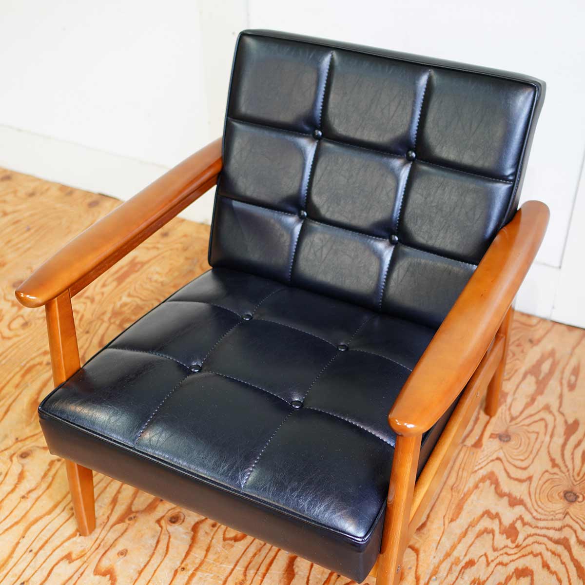 カリモク60 / karimoku Kチェア アームチェア スタンダードブラック 1