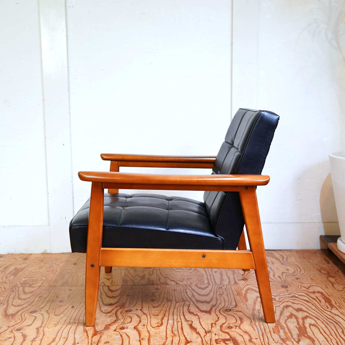 カリモク60 / karimoku Kチェア アームチェア スタンダードブラック 1