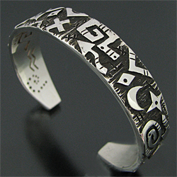 ナバホ族 Kee Yazzie オーバーレイ ペトログリフ バングル 【送料無料】