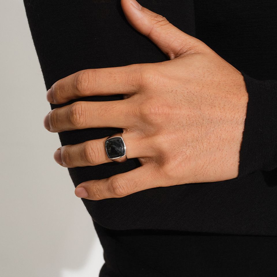 TOMWOOD - Cushion Black Larvikite M (クッション ブラック