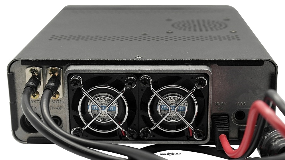 RigPix Database - Yaesu - FT-100