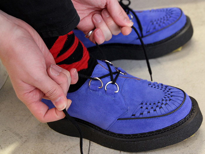 ジョージコックス3588ロイヤルブルースエード ブラックインターレース