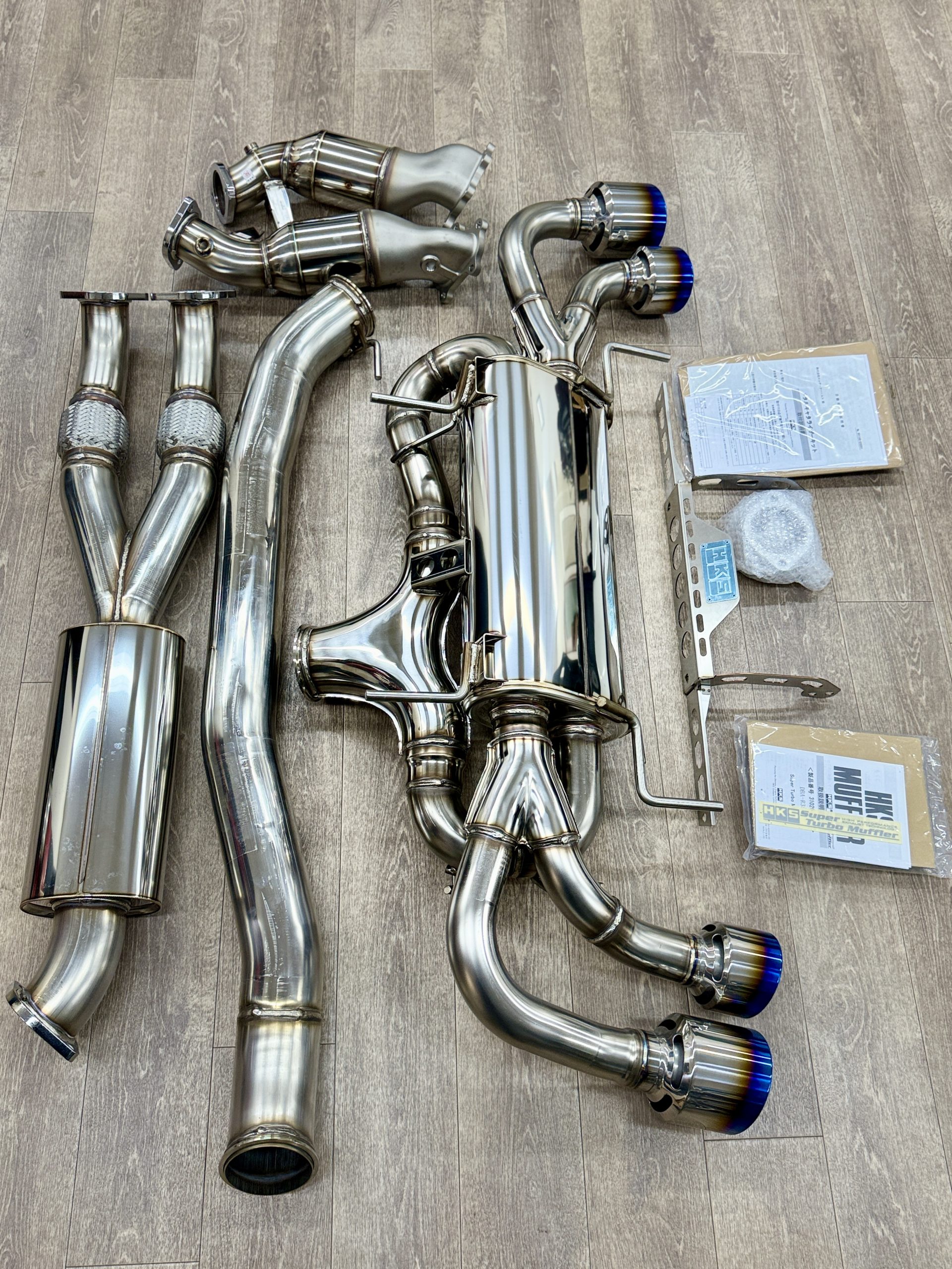 未使用展示品]HKS マフラー Super Turbo Muffler+HKSメタル