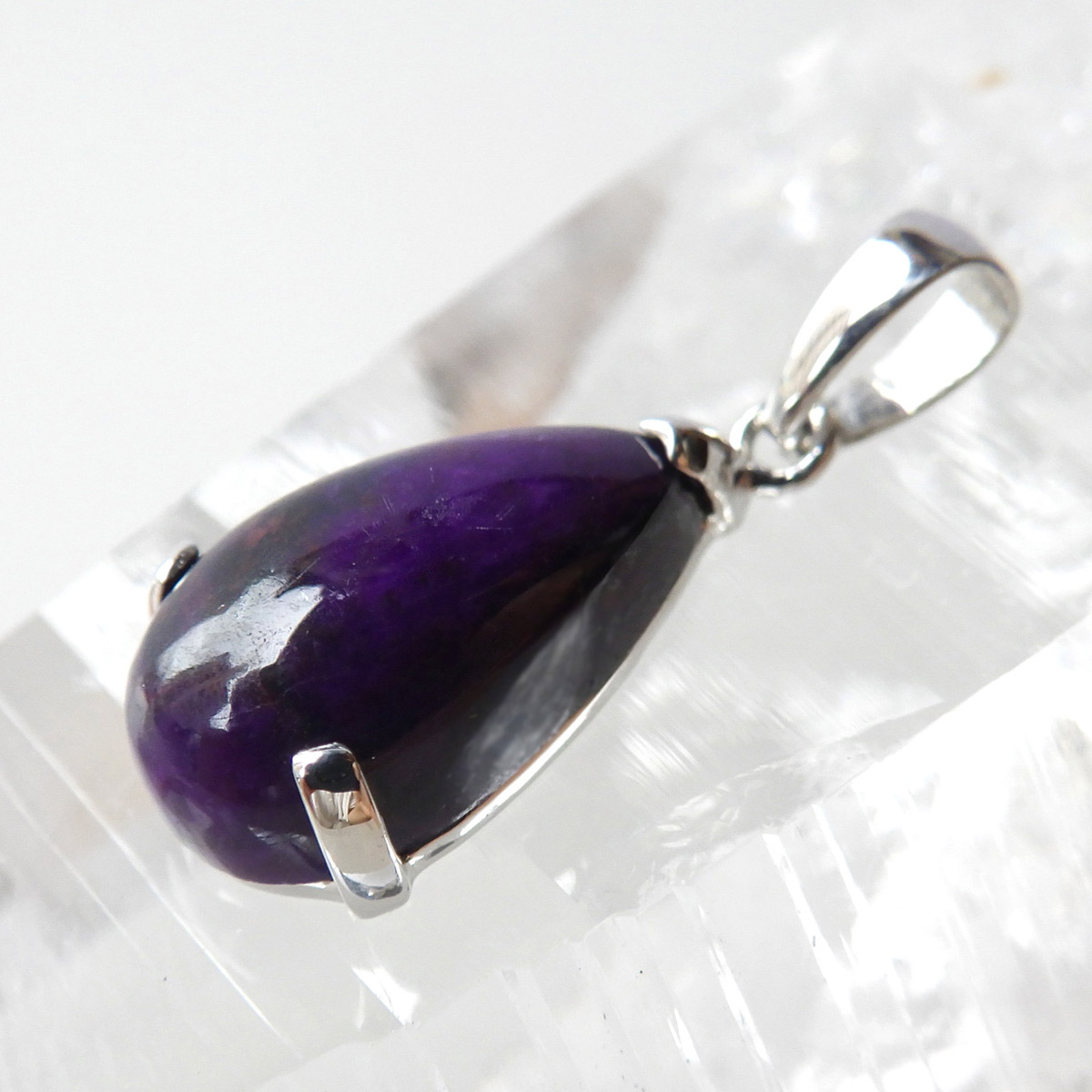 岡山のパワーストーン、風水・開運グッズのお店 龍祥本舗 / スギライト