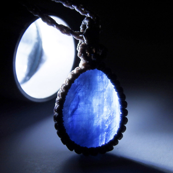 岡山のパワーストーン、風水・開運グッズのお店 龍祥本舗 / カイヤ