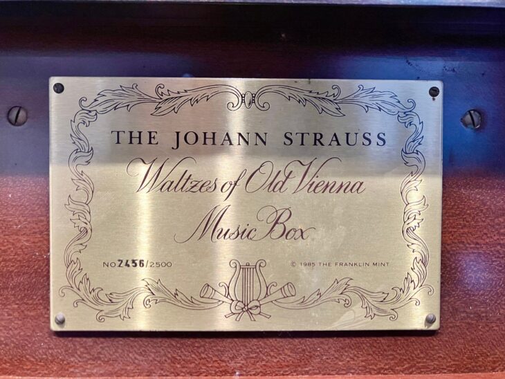 リュージュ オルゴール 50弁 ヨハンシュトラウス ｜骨董品買取 緑和堂