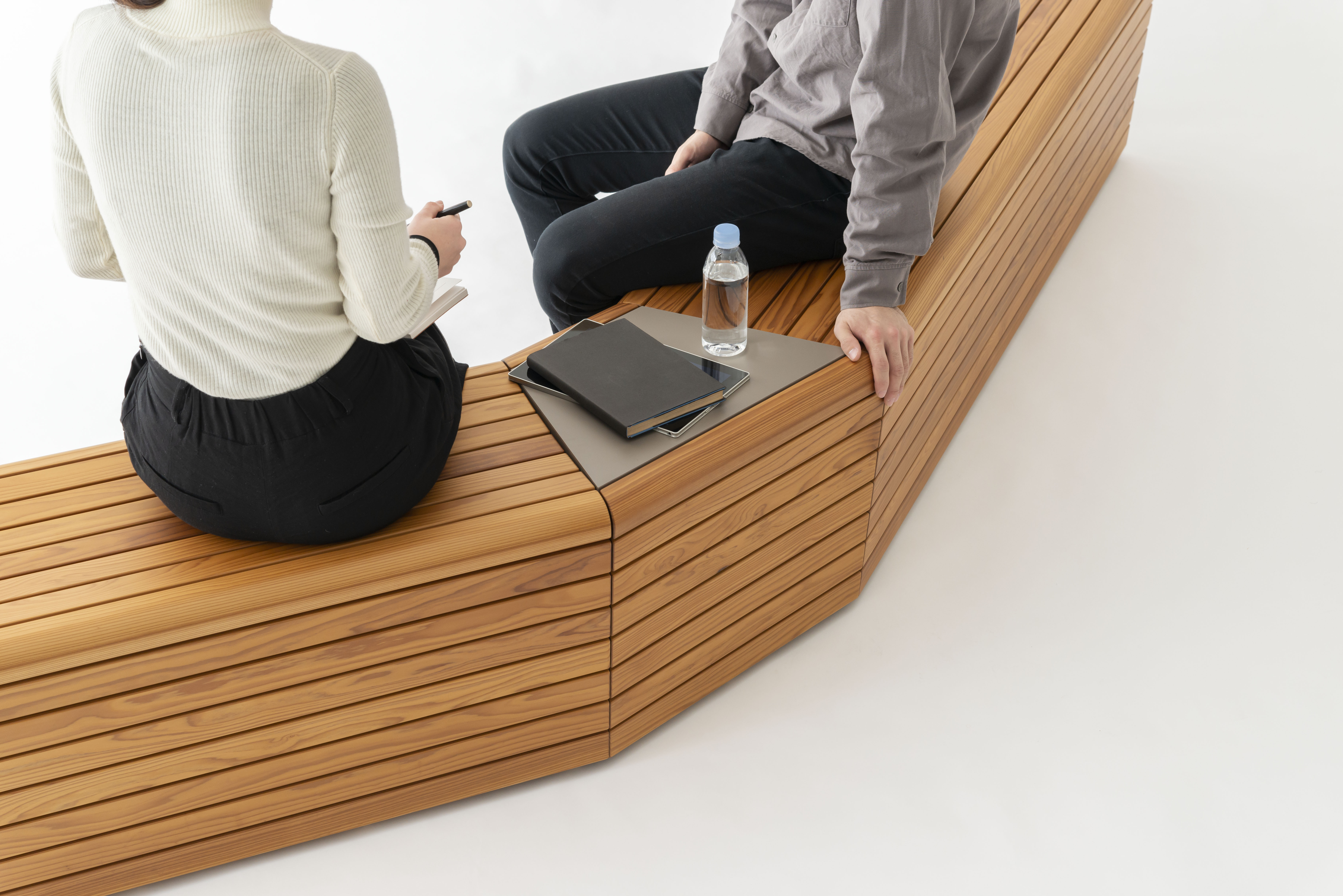 ウッドデザイン賞 受賞作品データベース | 天竜杉を活用したベンチ