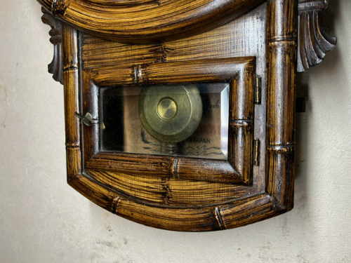 昔懐かしいアンティーク柱時計をお届け|WATERBURY