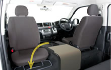 業界初】ハイエース[200系]フロントシートの180°回転が可能に