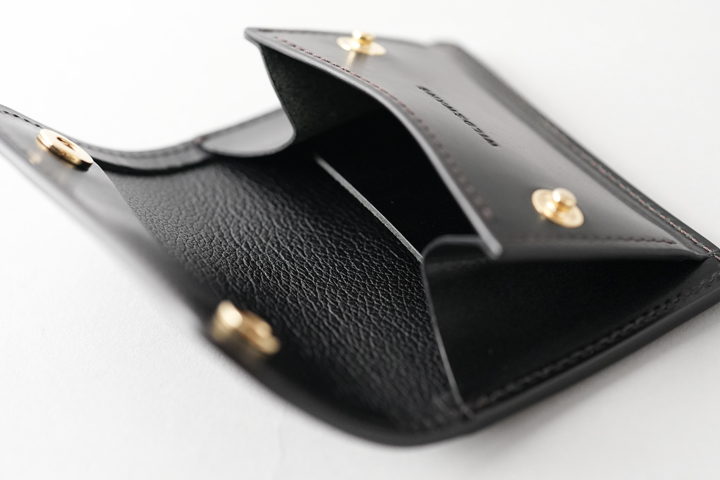 WILDSWANSのコンパクトウォレットについて | WILDSWANS(ワイルド