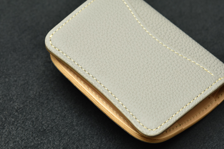 シュランケンカーフ製の革小物についてのお話 | WILDSWANS(ワイルド