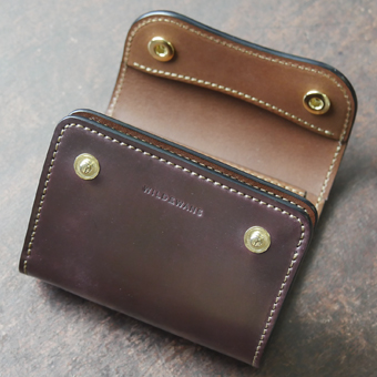 ダークバーガンディ | WILDSWANS(ワイルドスワンズ)オフィシャルサイト