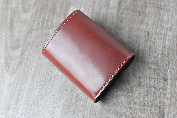 シェルコードバン×イングリッシュブライドルレザーシリーズについての