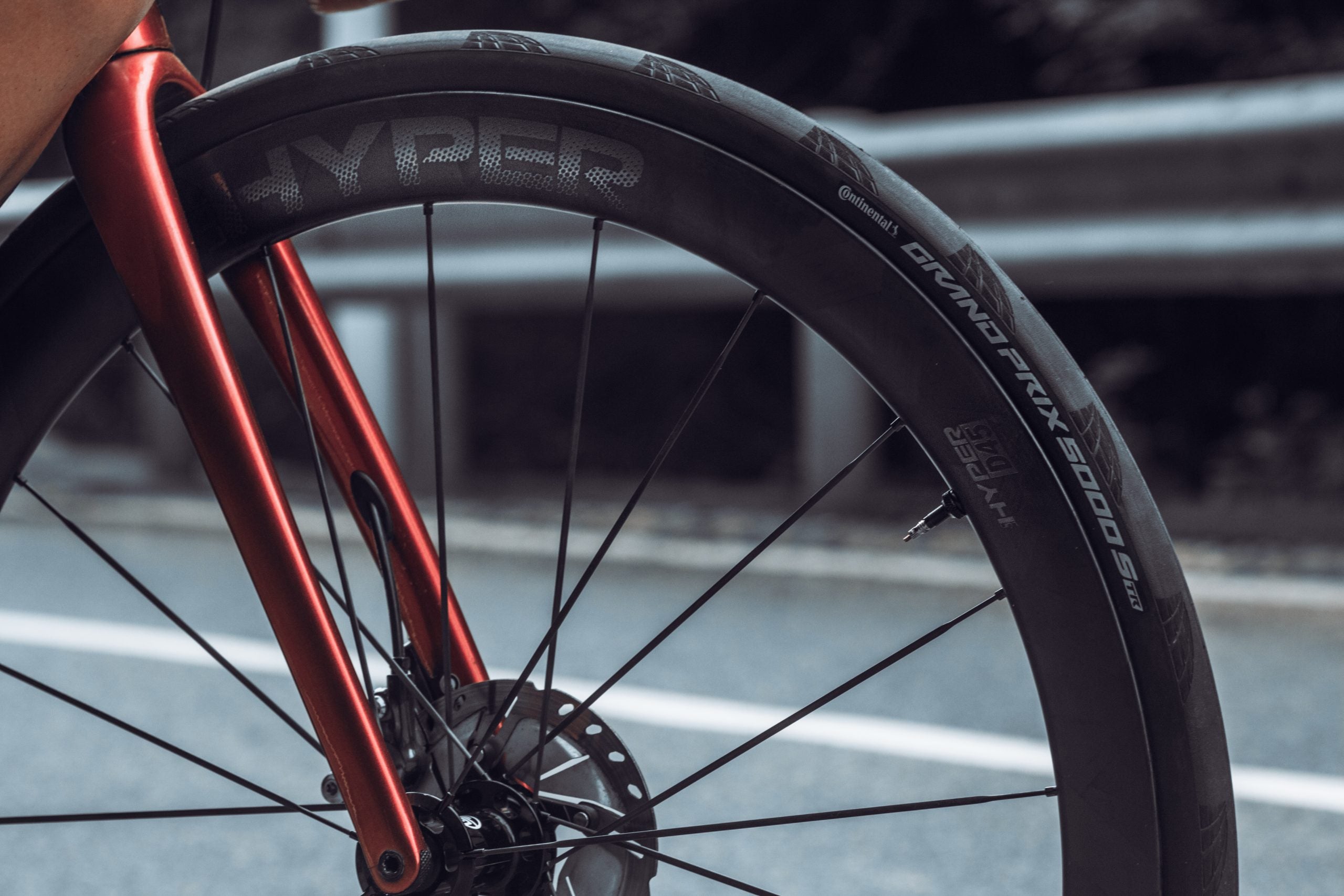 Lún HYPER D45 Disc Brake Wheelset | Aero Carbon Wheels – Winspace