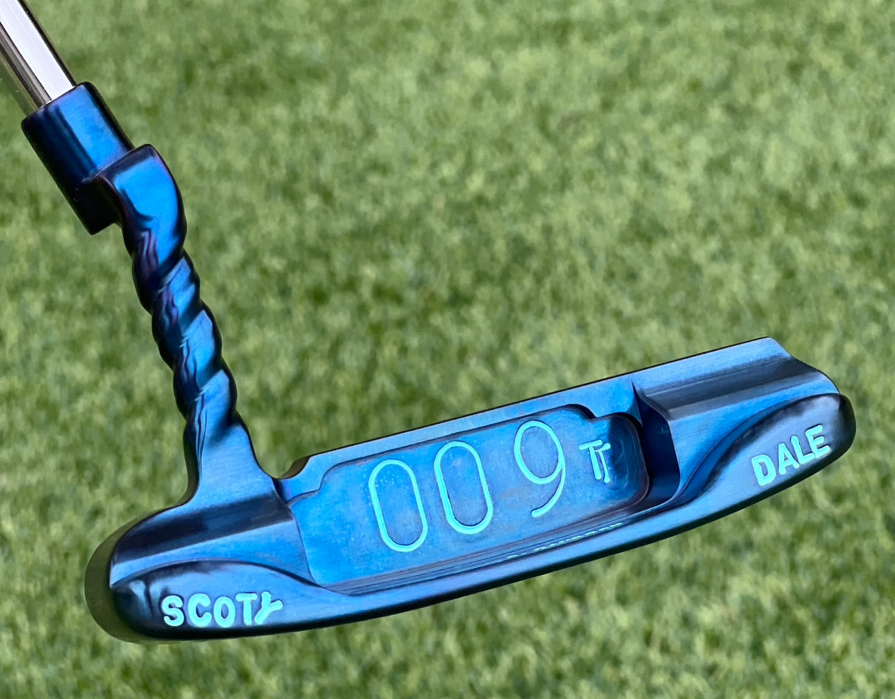 Scotty Cameron 1/1 Ultra Rare Twisty 009 Chromatic Blue Beached