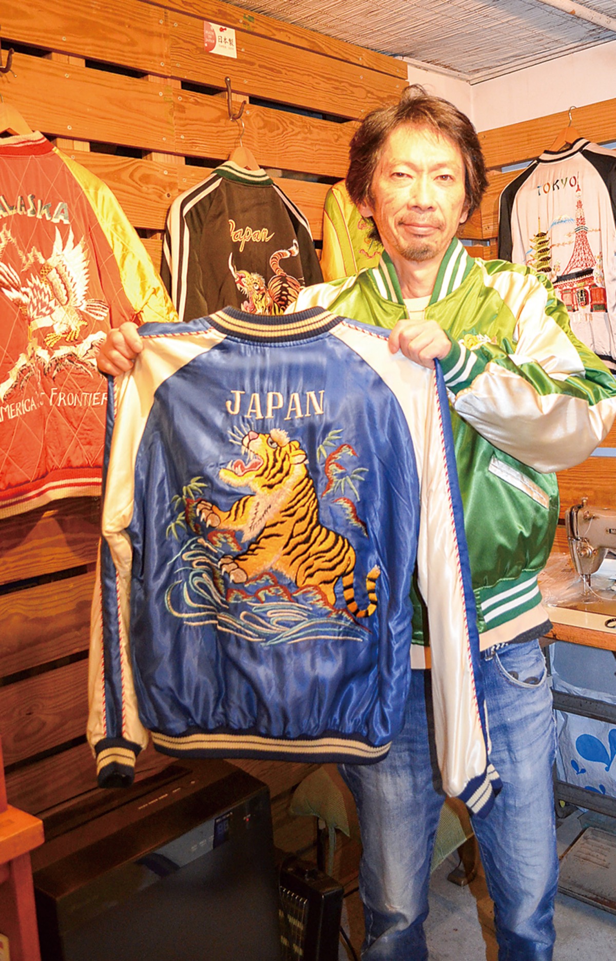 ドブ板通り」オンラインツアー 刺繍、素材なんでも聞ける | 横須賀